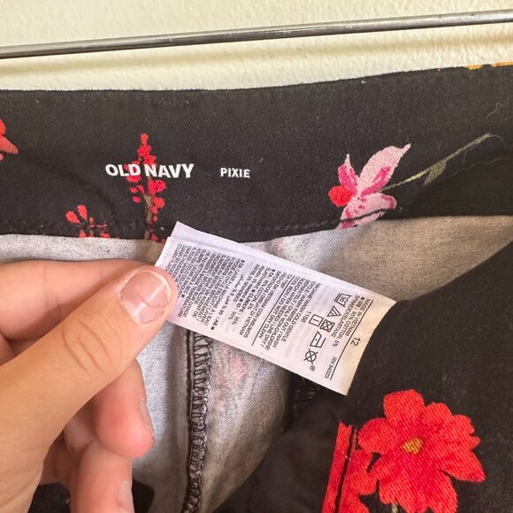 Pink Juicy Couture Blouse and Old Navy Pixie pant set - Picture 10 of 10